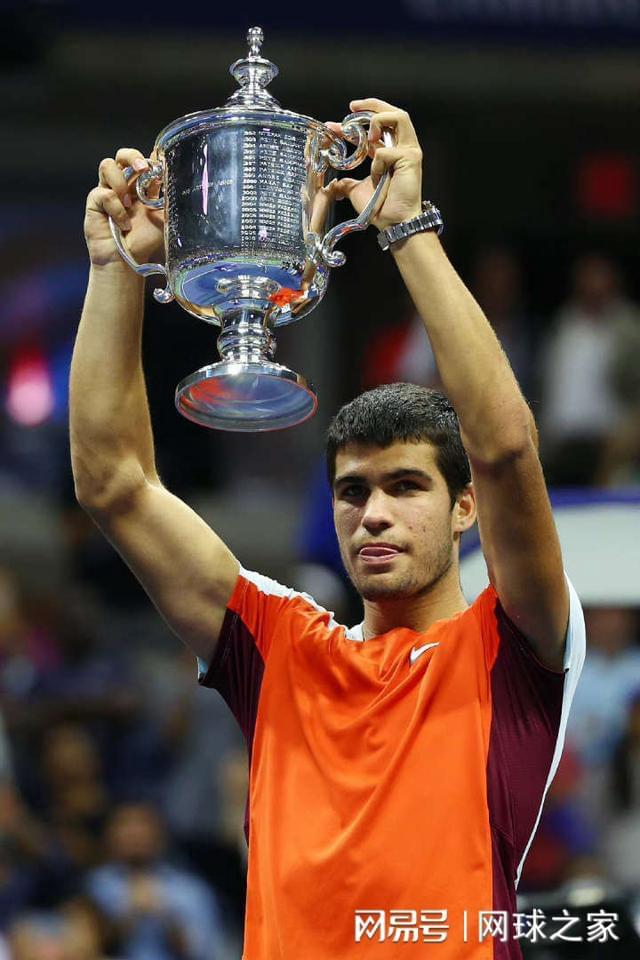 随即与边锋 随即与边锋